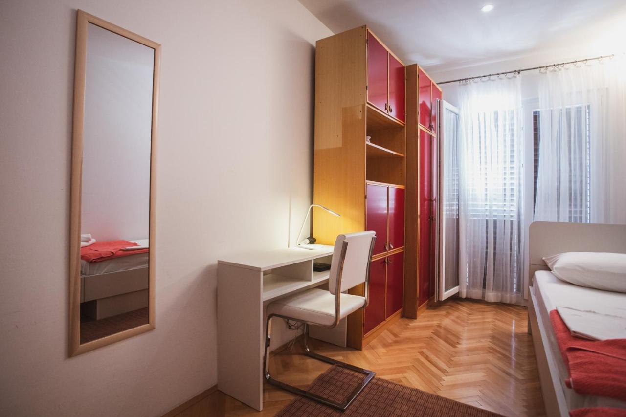 Comfort Sea View Apartment Dugi Rat Eksteriør bilde